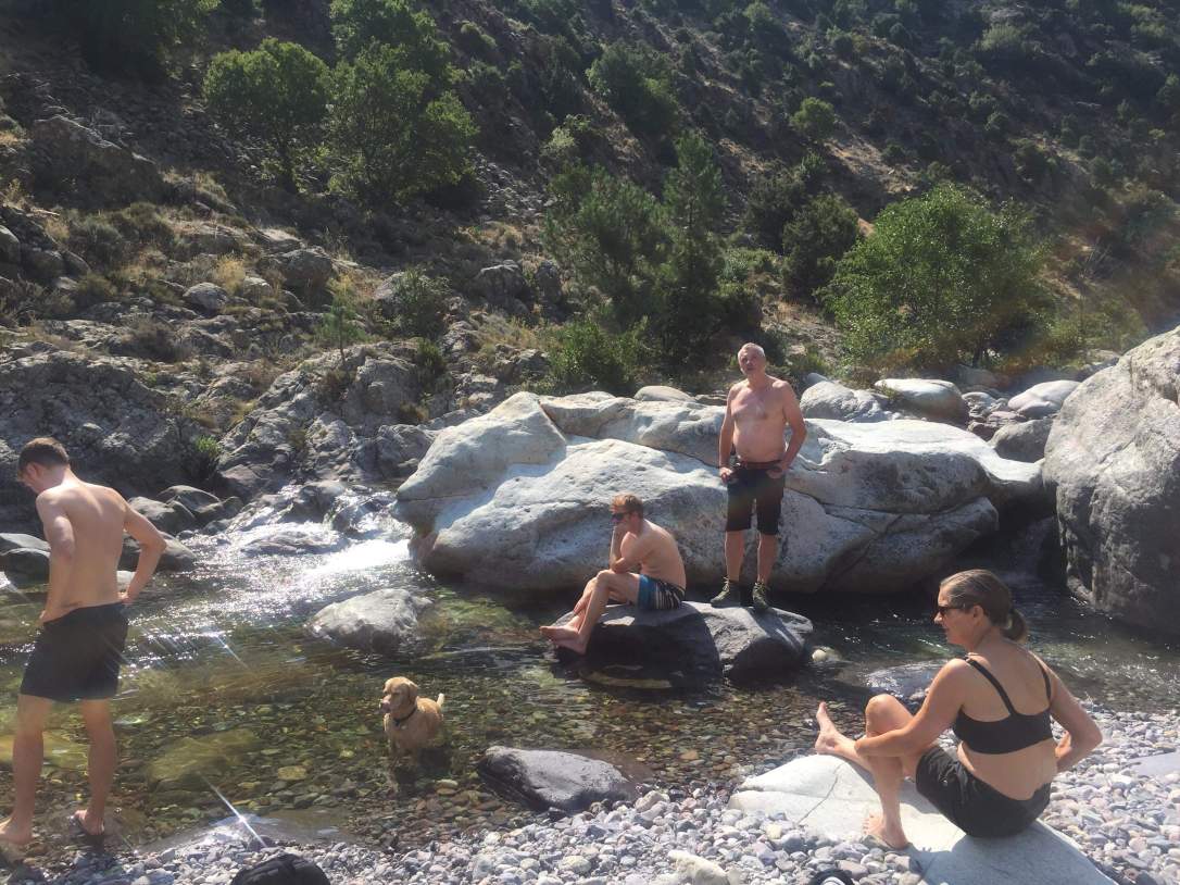 received_371141697166316